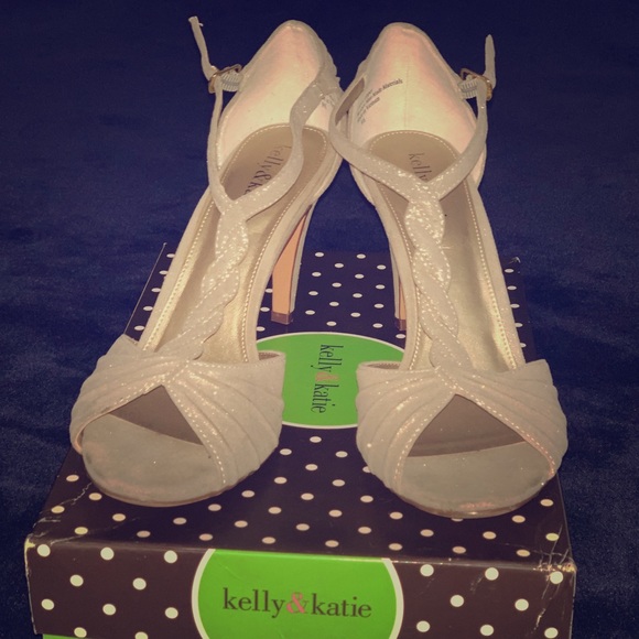 Kelly & Katie Shoes - Kelly & Kate Gold Sandal Open Toe Heel